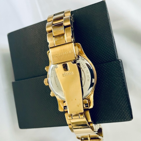 Michael Kors Mini Runway Chronograph Watch - Picture 7 of 7